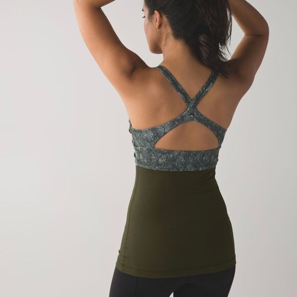 LULULEMON Wrap It Up Workout Tank Gator Green 6 - Picture 3 of 10